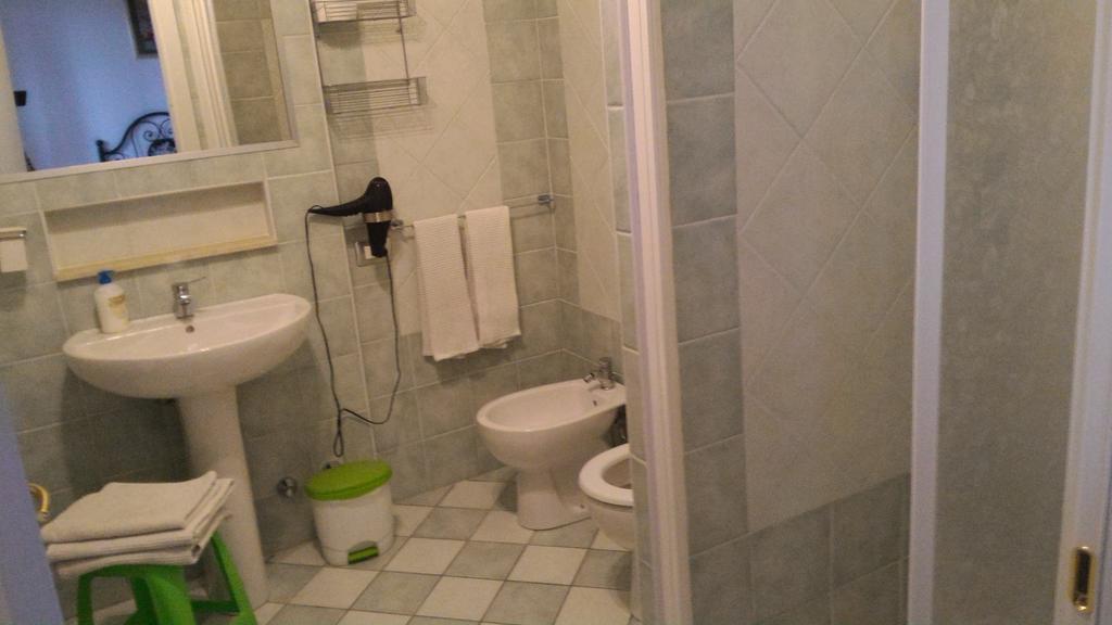 Villa San Nicola B&B Follonica Værelse billede
